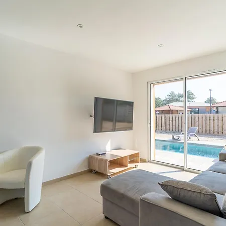 Hébergement de vacances Moderne, Piscine Privative - 8 Pers. - Fr-1-50-209 Mimizan-Plage